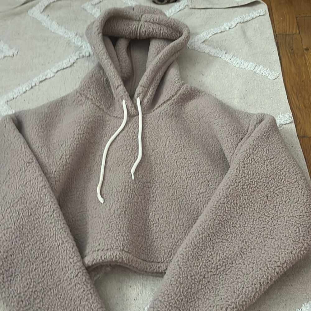 Lilac Holister Fluffy Croped Hoodie Size XS
